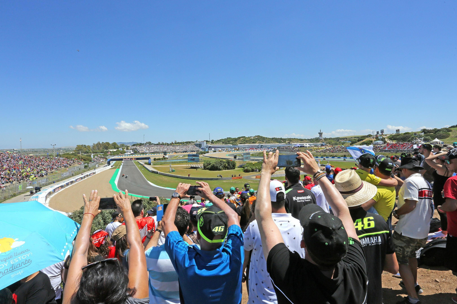 El ambiente en la Motorada, en imágenes