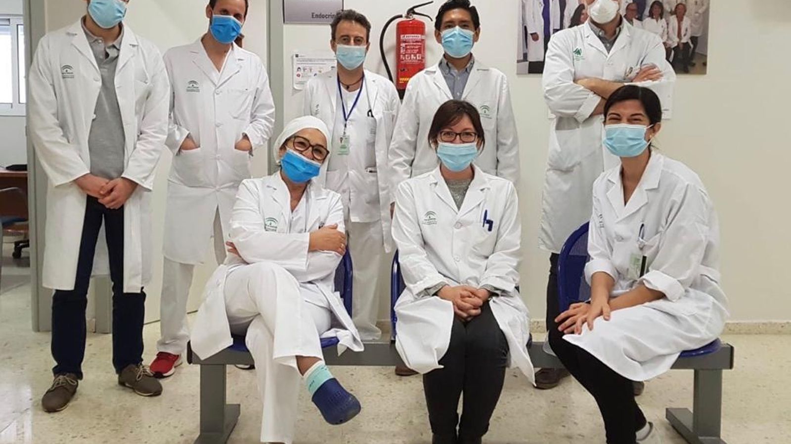 El equipo de la unidad de Diabetes del Hospital de Valme.