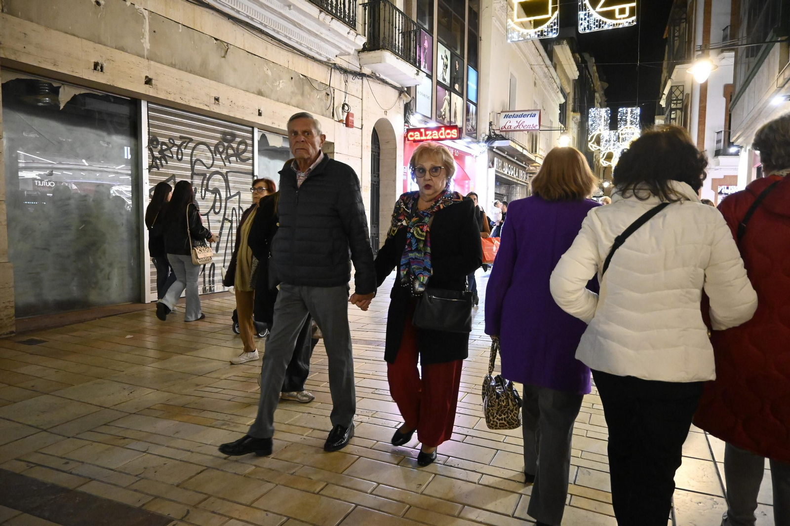 Imágenes del alumbrado navideño en las calles de Huelva