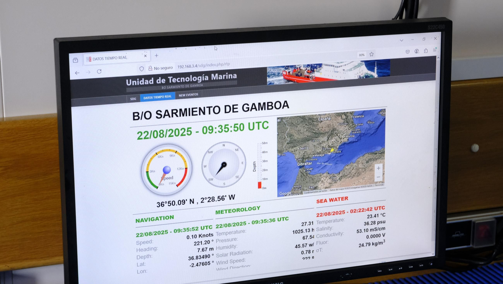 El buque oceoanográfico Sarmiento de Gamboa visita Almería, en imágenes