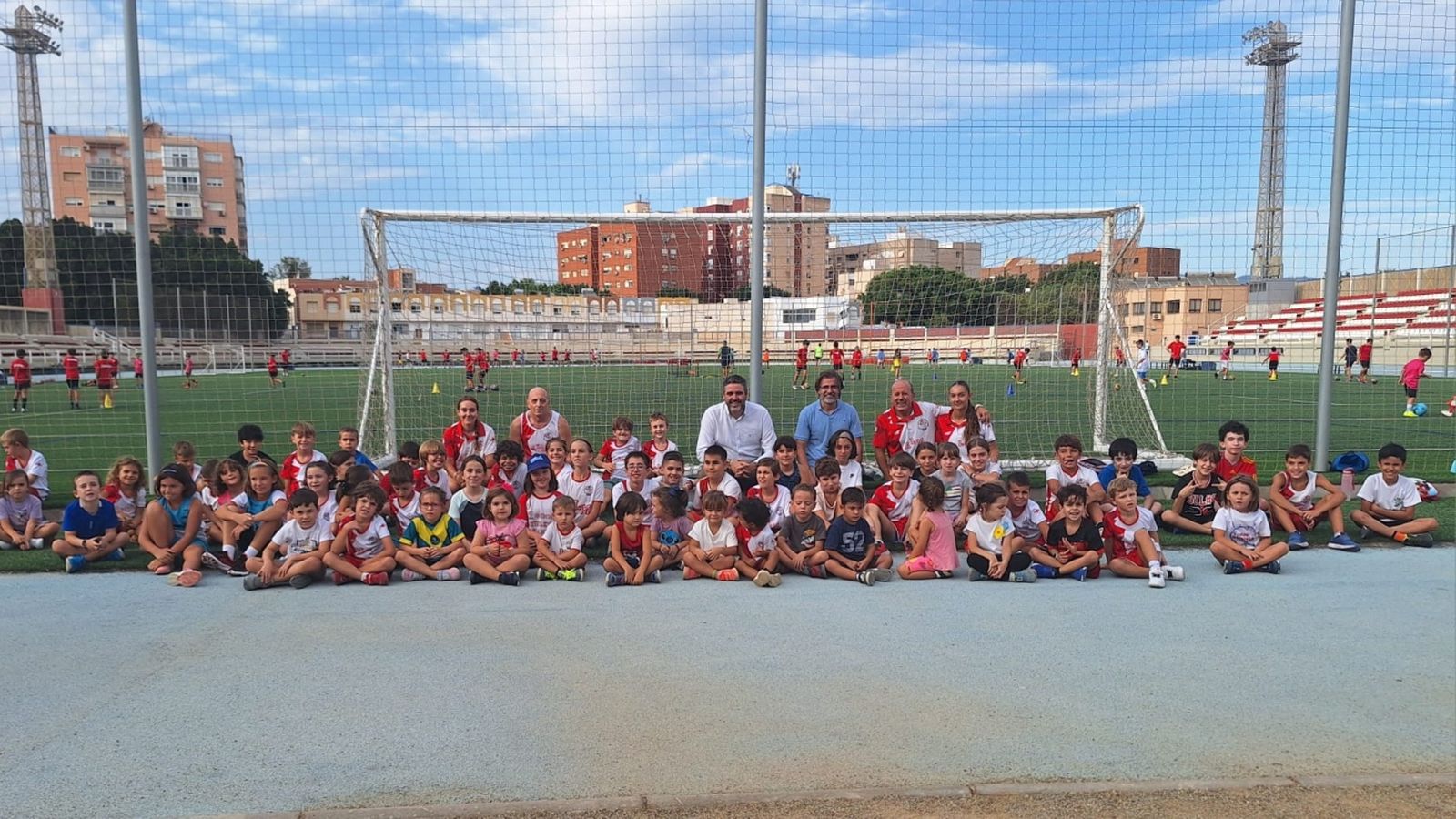 Juan José Alonso visitó el estadio de la Juventud de la capital.