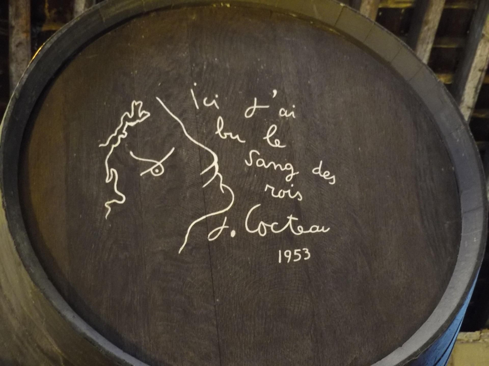 Bota con la dedicatoria de Jean Cocteau en González Byass, 1953.