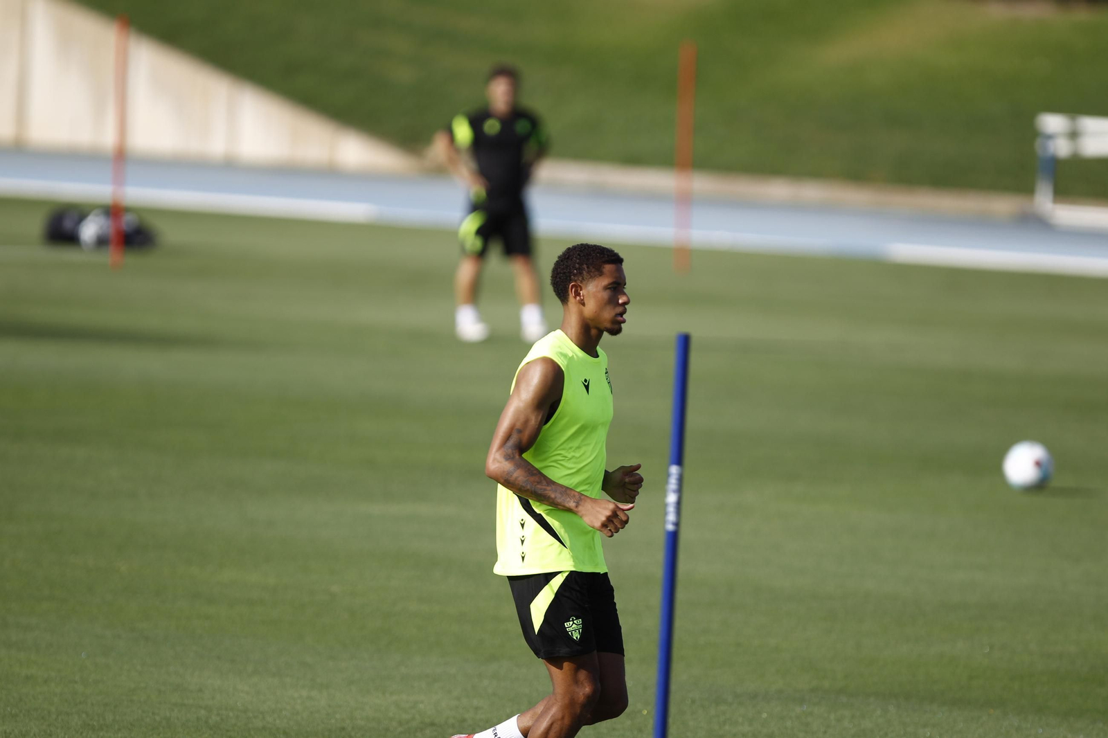 Primer entrenamiento de la Temporada 2025-2026 de la U.D. Almería, en imágenes
