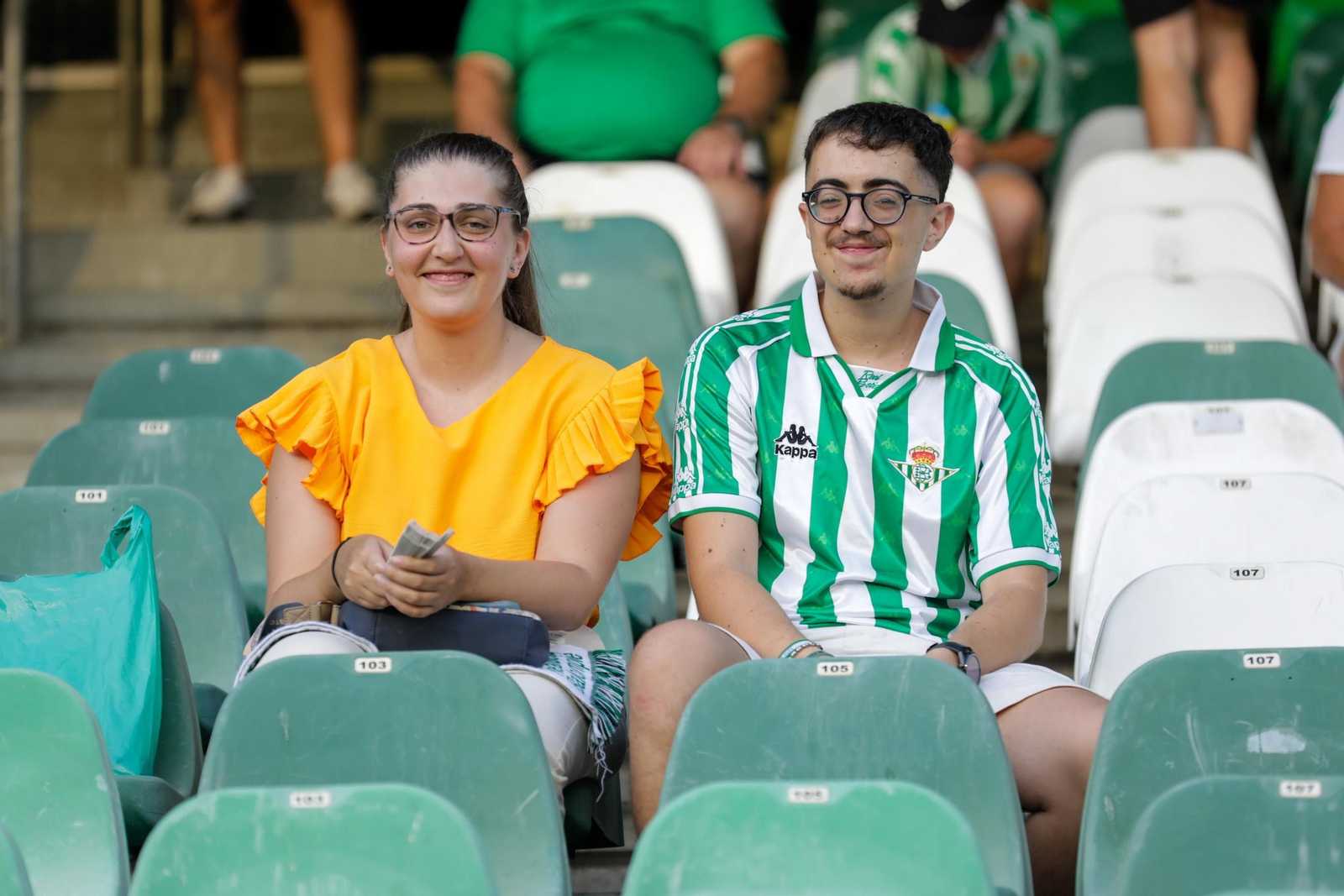 Búscate en el partido Real Betis - Kryvbas