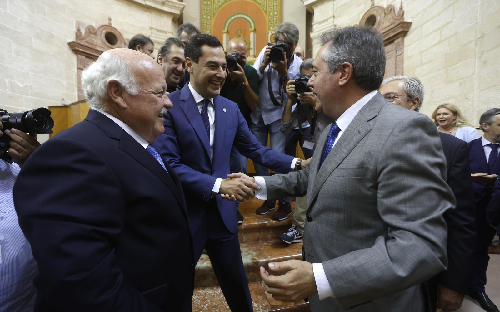 La constitución del Parlamento andaluz, todas las imágenes