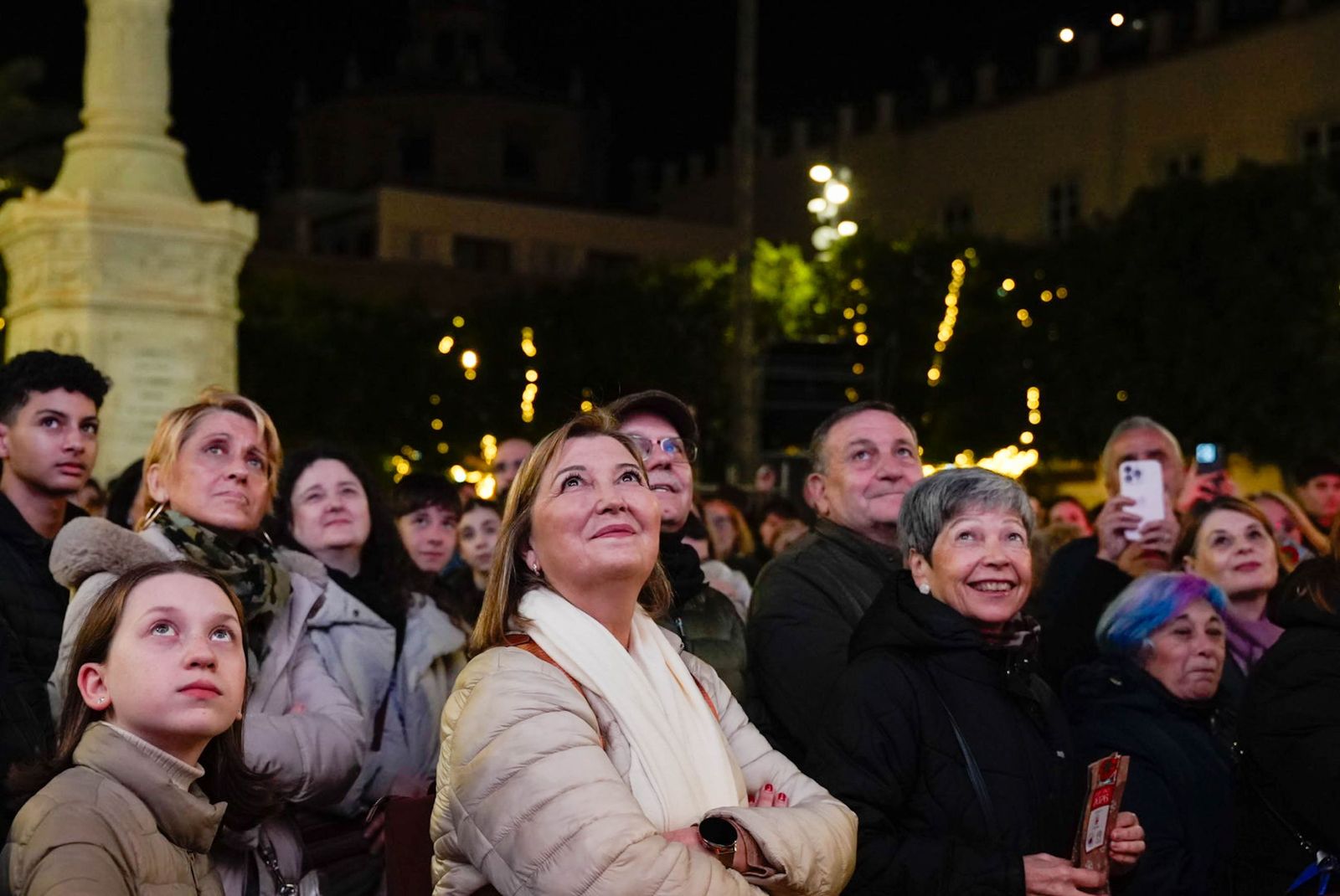 Almería despide con los 12 tomates cherry de la suerte el año 2025