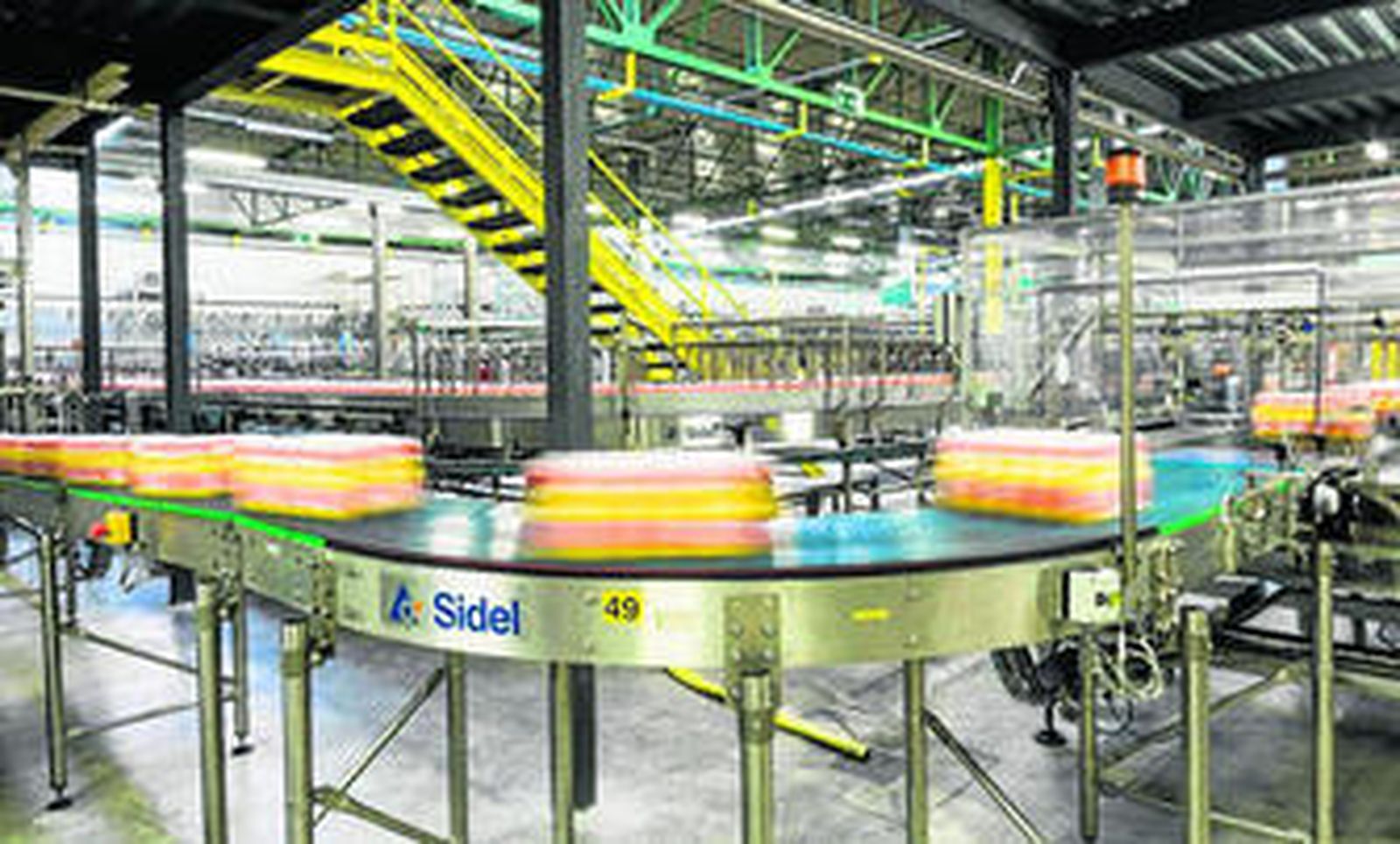 La sala de envasado de Sunny Delight en la factoría de Alcalá de Guadaíra.