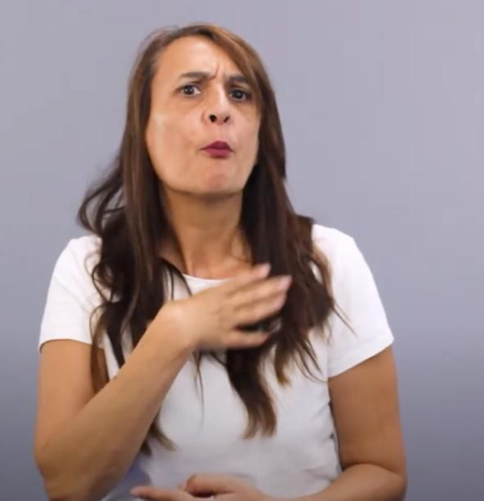 ¿Cómo puedo ayudarte? en lengua de signos