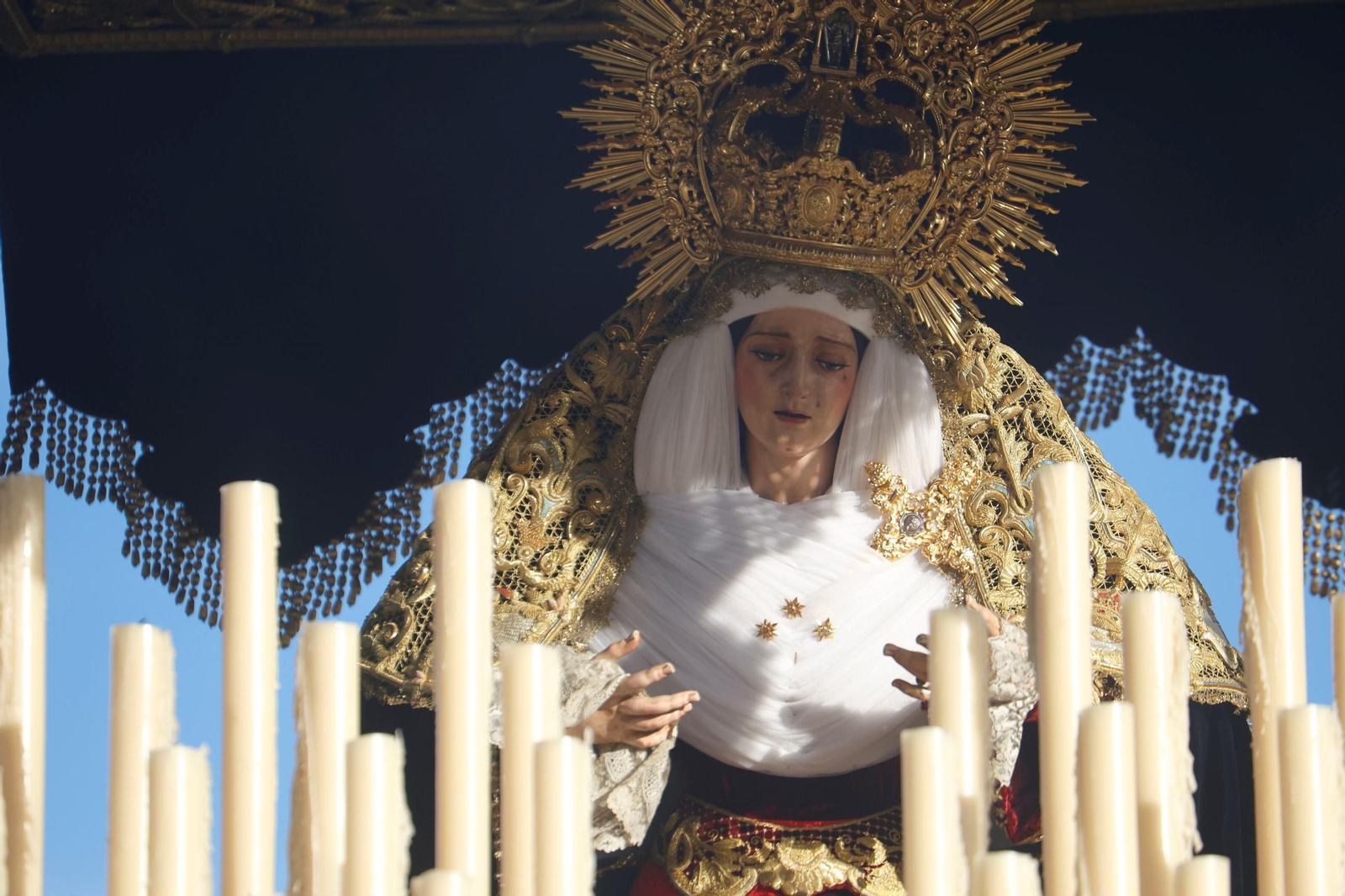 La procesión de la Vera-Cruz en este Domingo de Ramos de Córdoba, en imágenes