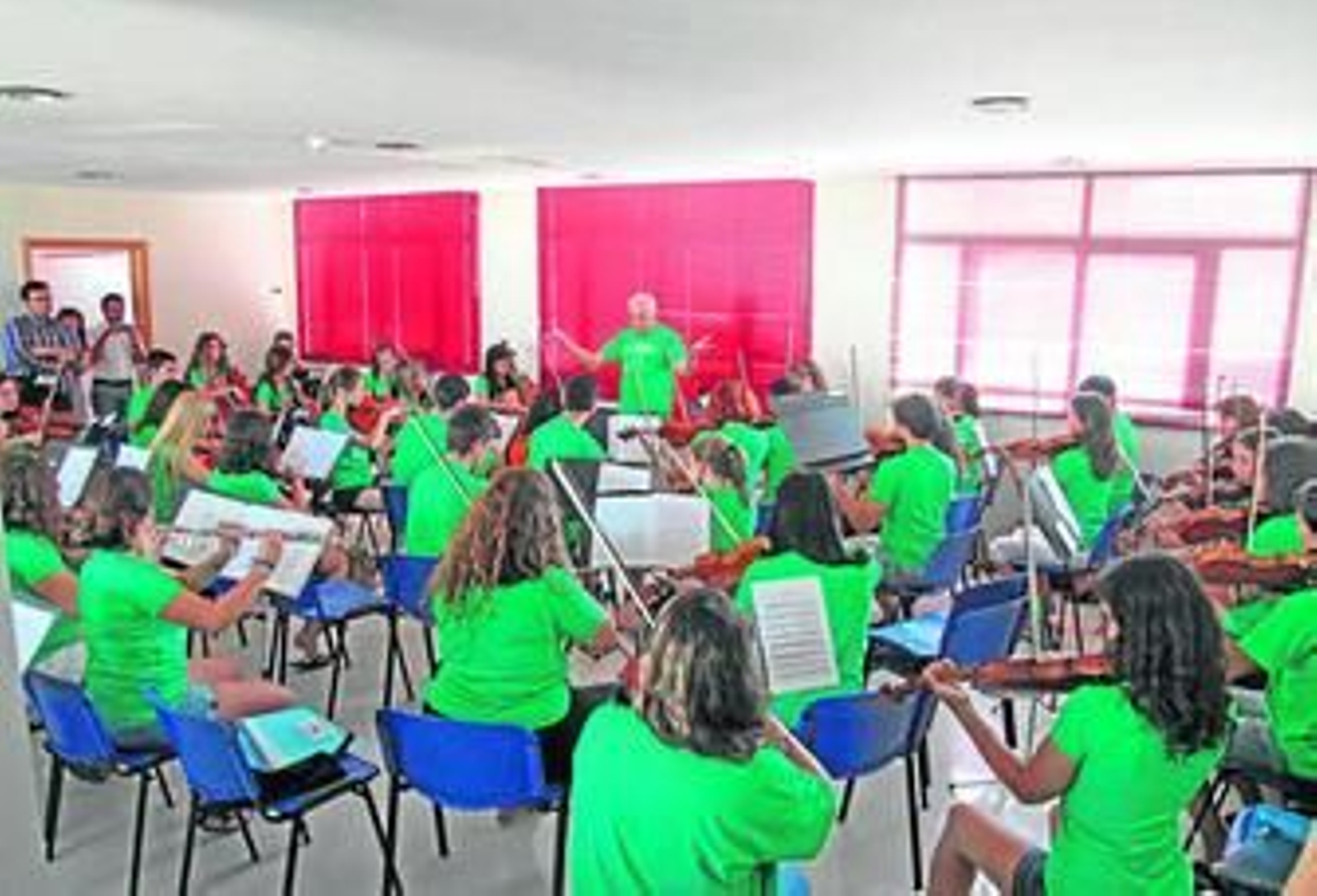 Ensayos ayer de la Orquesta Hispano-Rusa en el Albergue Juvenil.