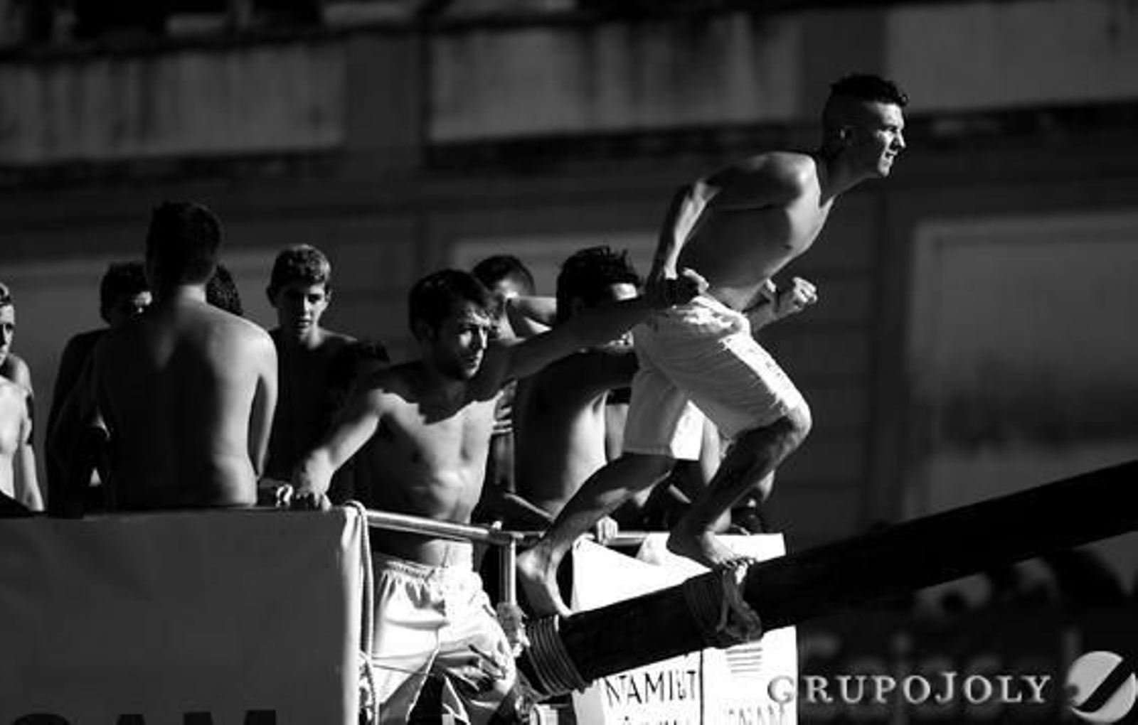 La cucaña de Triana, un clásico de la Velá.

Foto: Juan Carlos Muñoz