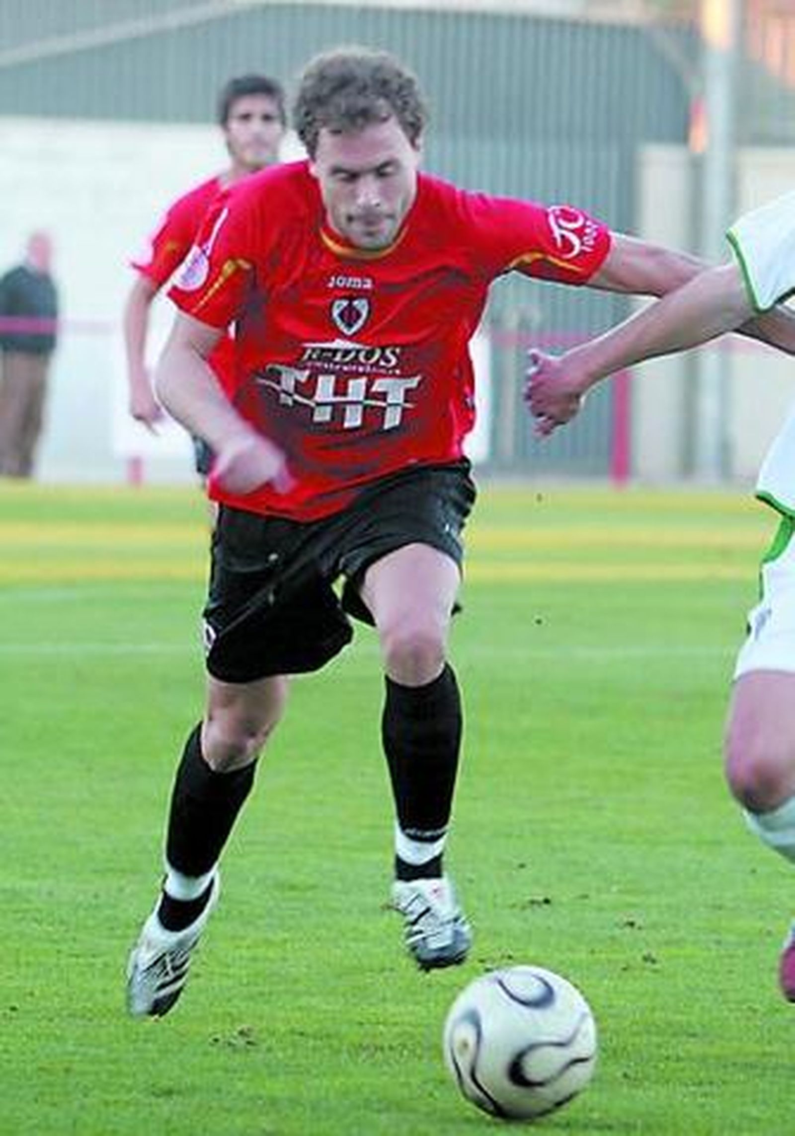 Paco Ríos es uno de los pocos jugadores que sigue en el equipo cartayero.