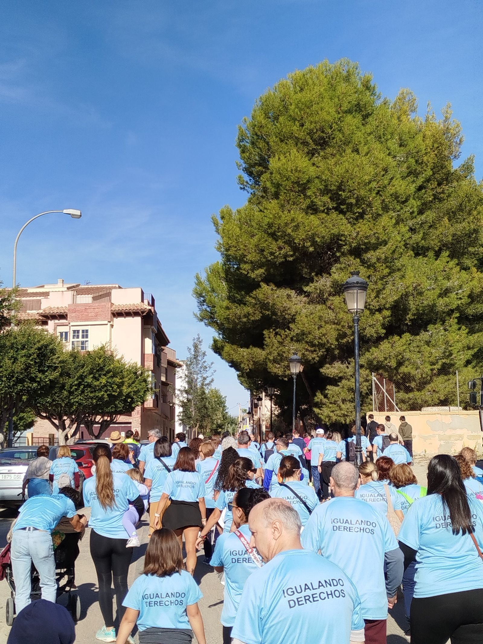 Huércal-Overa se lanza a la calle por la investigación contra el Alzéimer