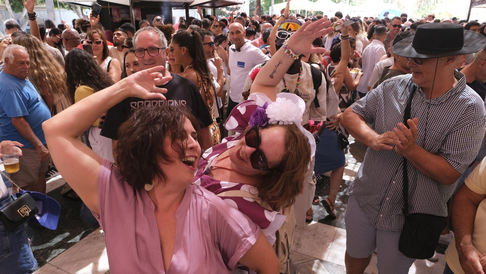Sábado de Feria del Mediodía de Almería en La Bellota y El Buey, en La Cuarta Planta y en los ambigús