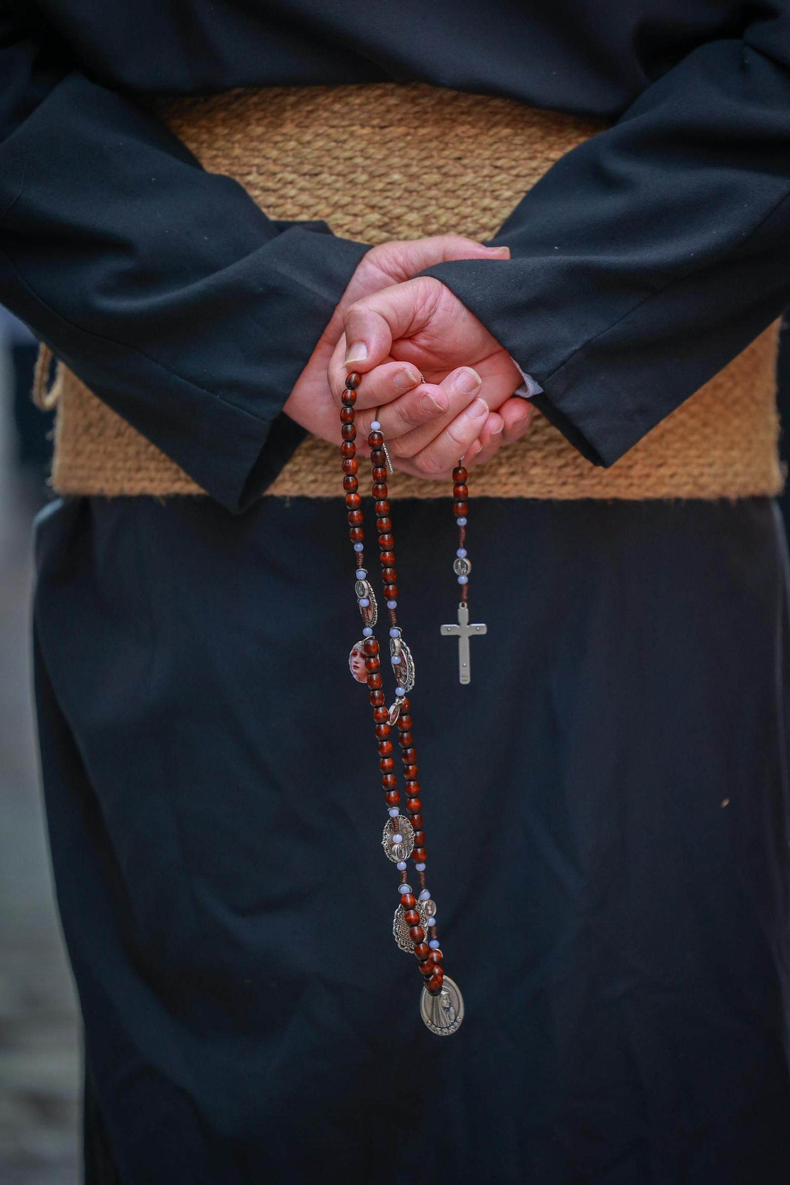 Imágenes de la salida de Descendimiento en la Semana Santa de Cádiz 2025
