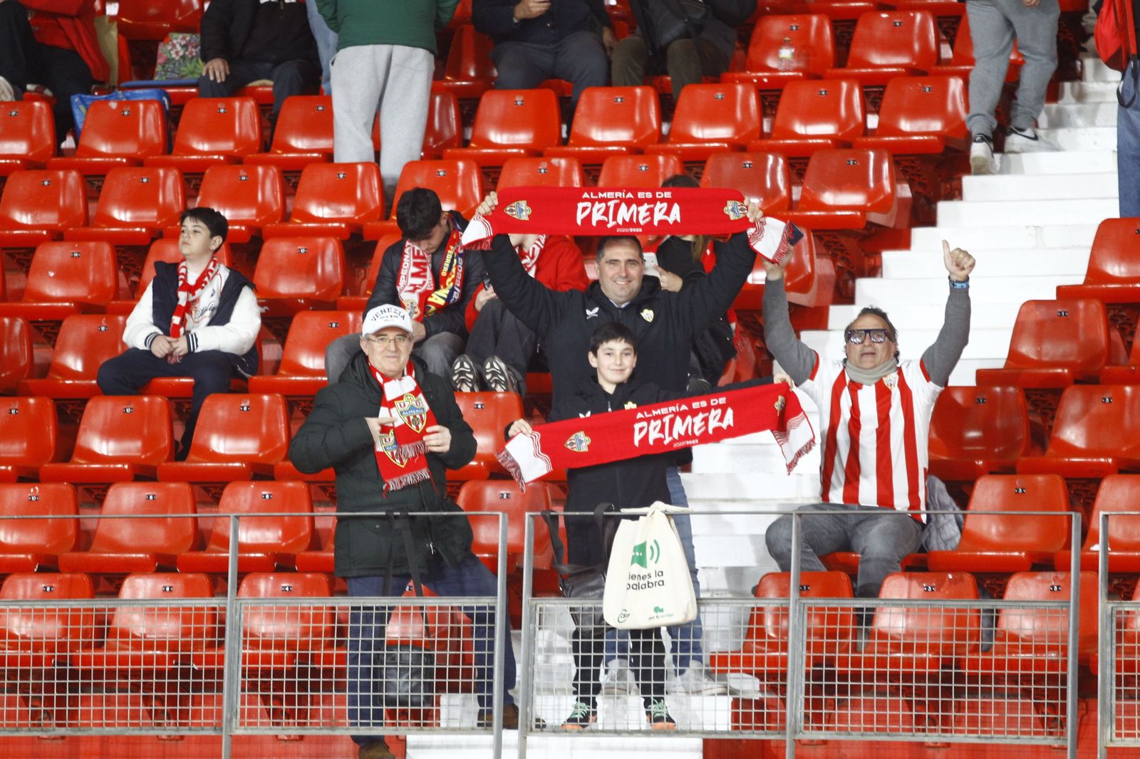U.D. Almería-Cultural y Deportiva Leonesa, en fotos