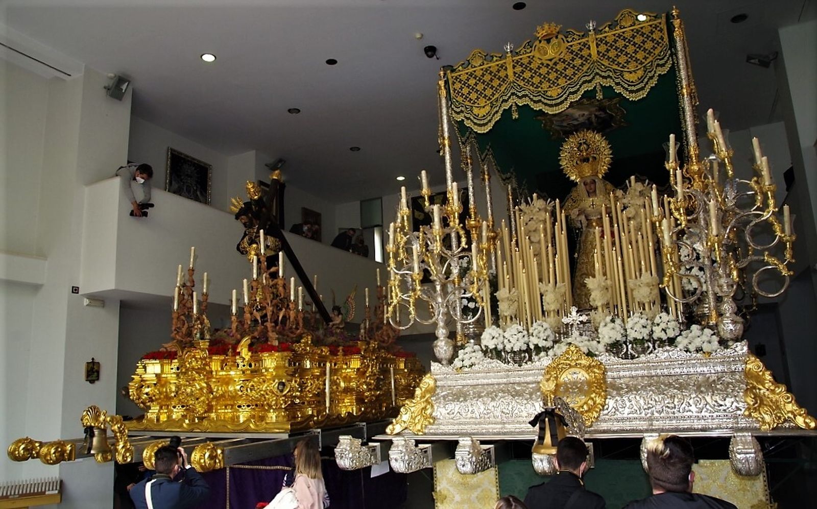 Tronos de los titulares de Nueva Esperanza