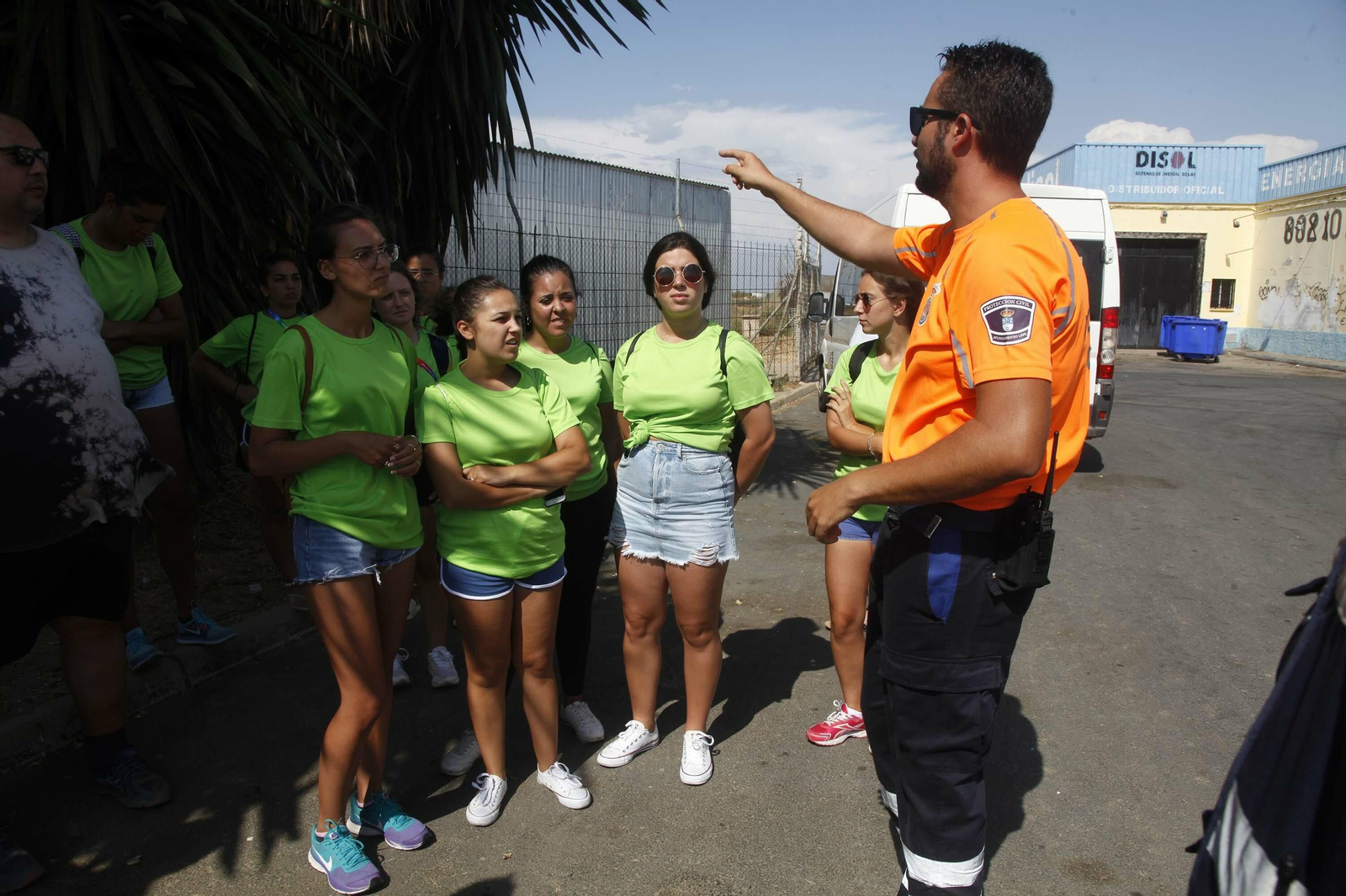 Imágenes de la búsqueda de un hombre de 70 años desaparecido en La Antilla