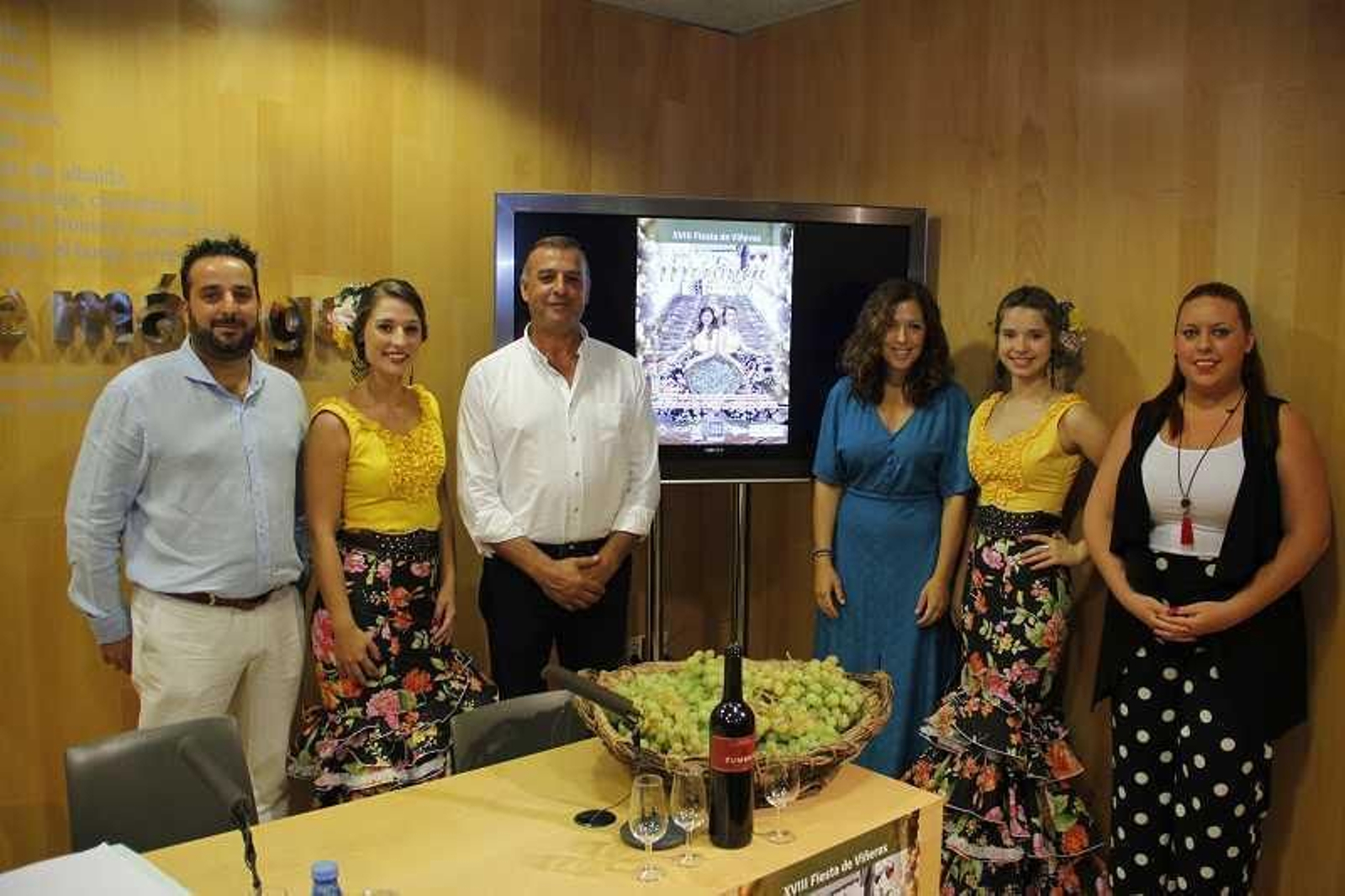 Presentación en la Diputación de la Fiesta de Viñeros.