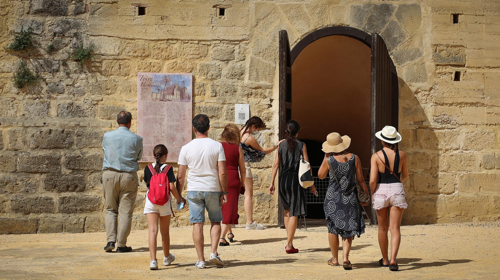 Así es por dentro y por fuera la Torre de Ponce de León en el Alcázar de Jerez