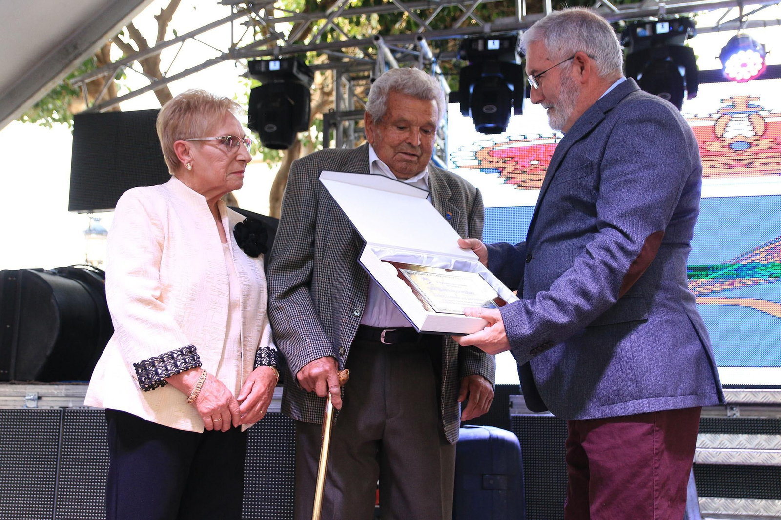 Pregón y coronación de reinas y damas de honor en las fiestas de Canjáyar