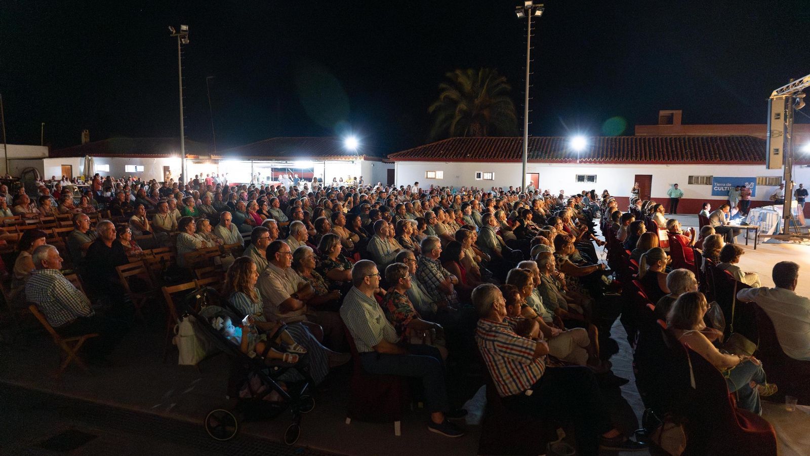 Asistentes al XXVII Certamen Nacional de Fandangos Paco Toronjo.