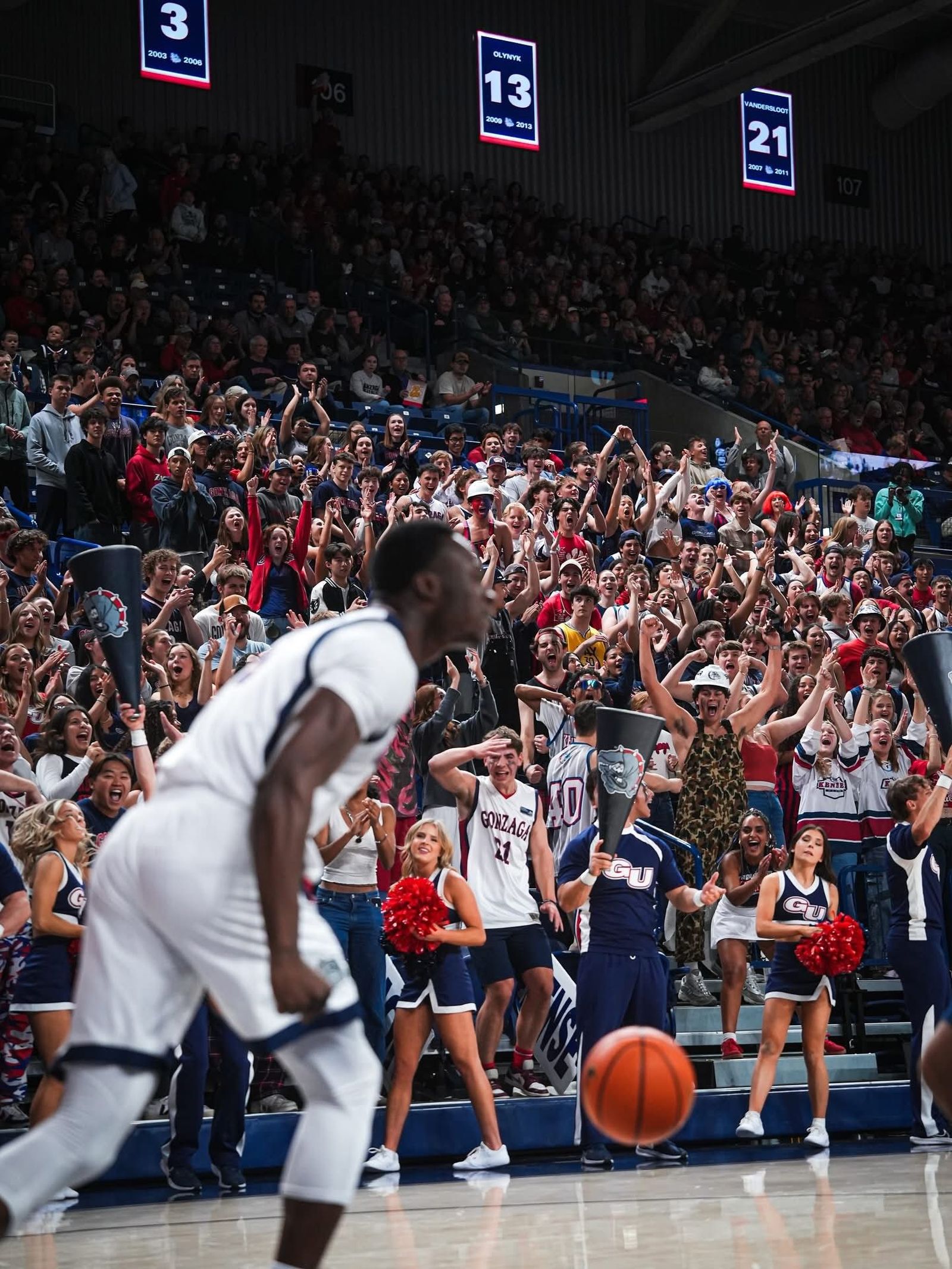 Mario Saint-Supéry deja destellos en su segundo partido con Gonzaga