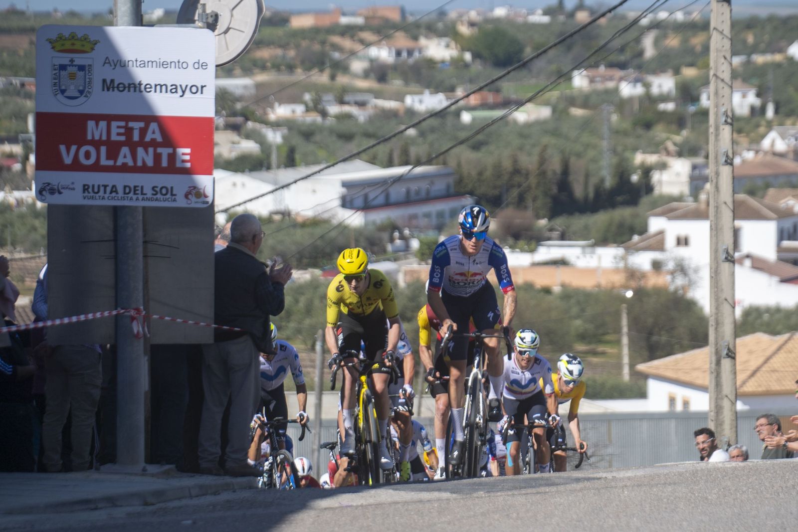 Las mejores fotos de la etapa final de la Ruta del Sol Vuelta a Andalucía con desenlace en Lucena