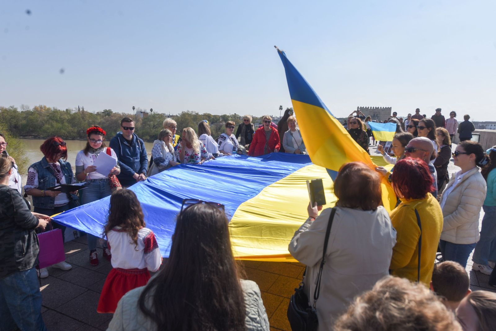 El pueblo ucraniano exige desde Córdoba libertad para Ucrania cuatro años después de la invasión rusa