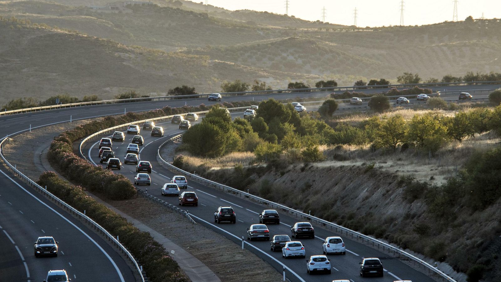 La A-44 sigue soportando un tráfico excesivo