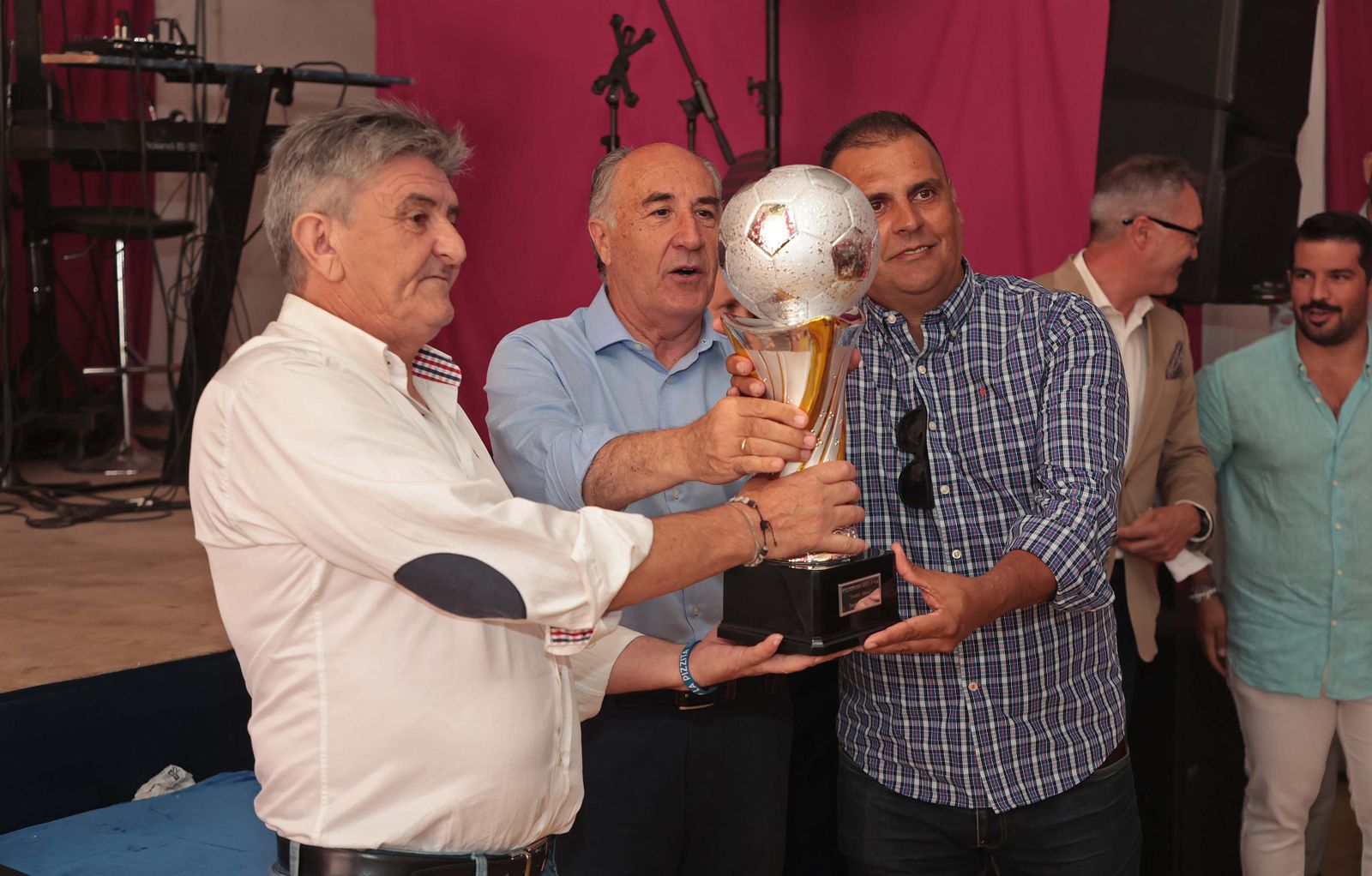 Fotos de los actos de entrega de premios en la caseta municipal de la Feria Real de Algeciras 2024