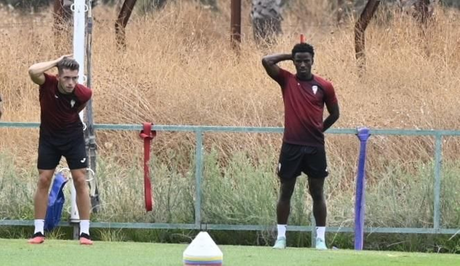 Isma Ruiz y Adilson Mendes se ejercitan en la Ciudad Deportiva.
