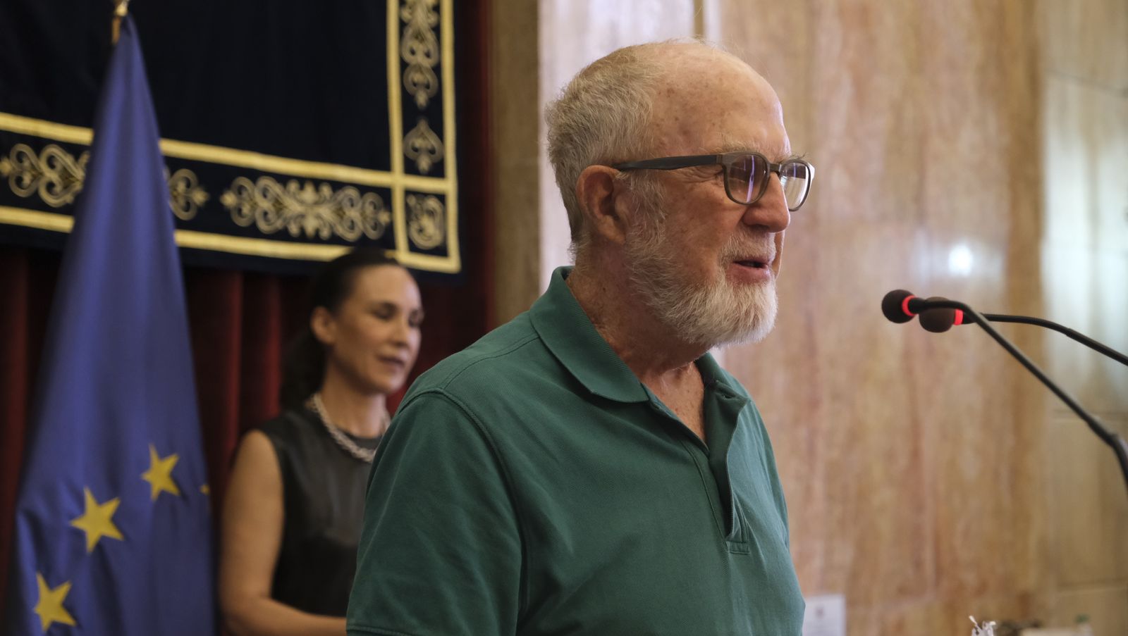 Homenaje póstumo a Hermelindo "Melo" Castro en la Subdelegación del Gobierno