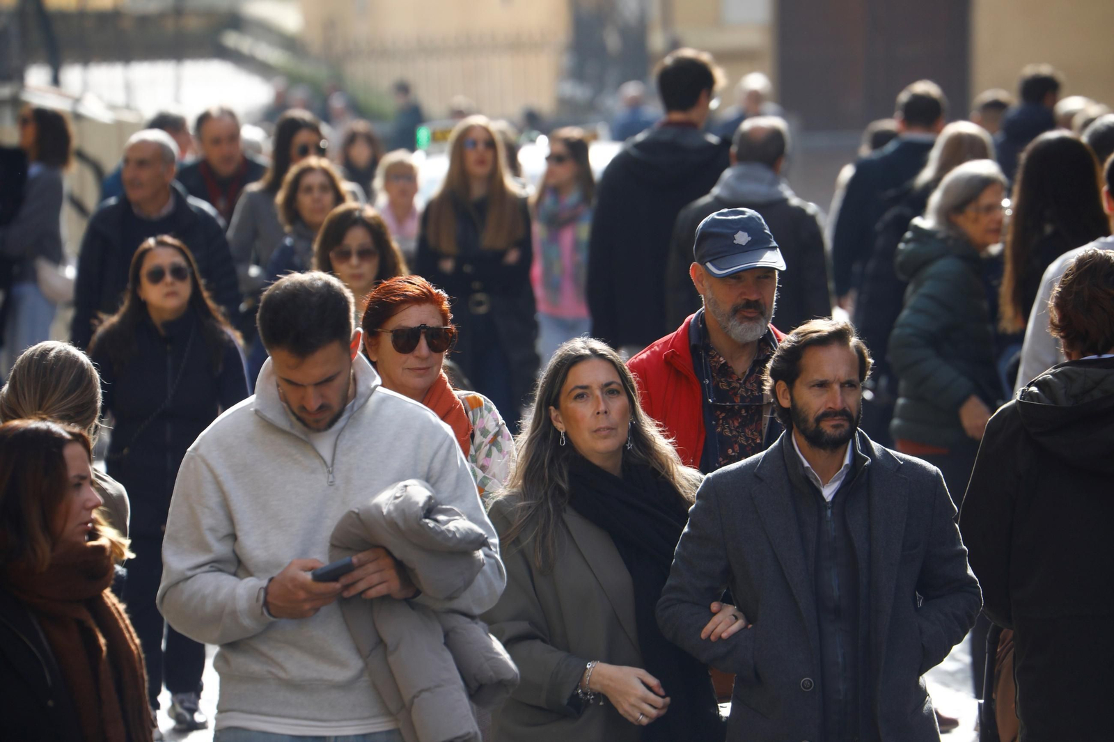 Los turistas 'toman' Córdoba en el puente de la Constitución
