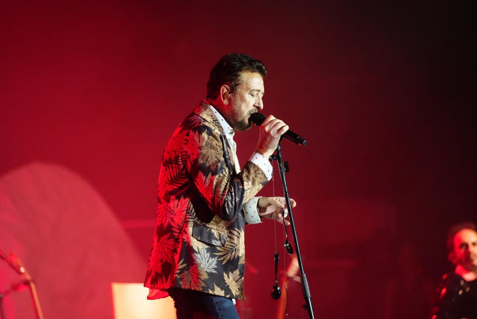 El concierto de Manolo García en el teatro El Silo de Pozoblanco, en fotografías