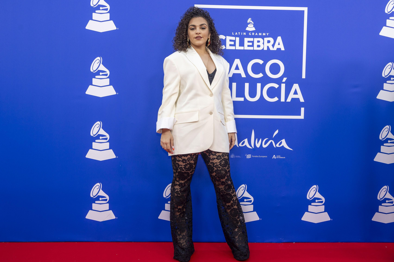 Las imágenes de la alfombra roja en el Falla con el homenaje de los Latin Grammy a Paco de Lucía
