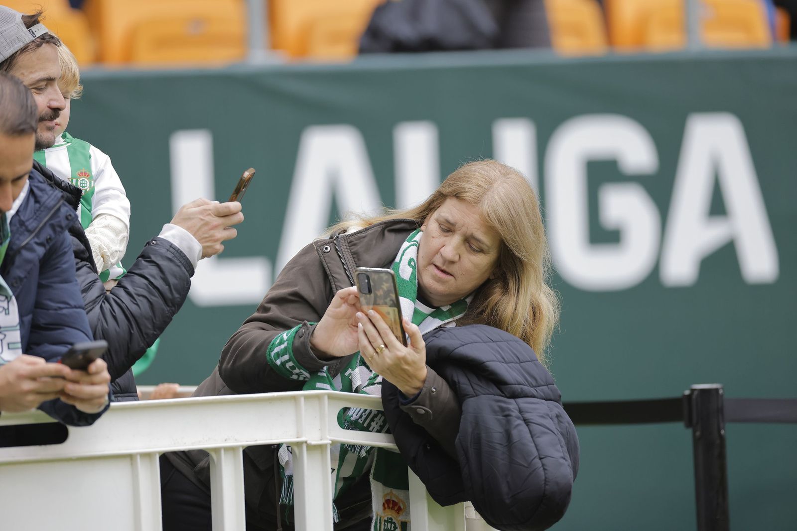 Búscate en las fotos del Betis - Valencia