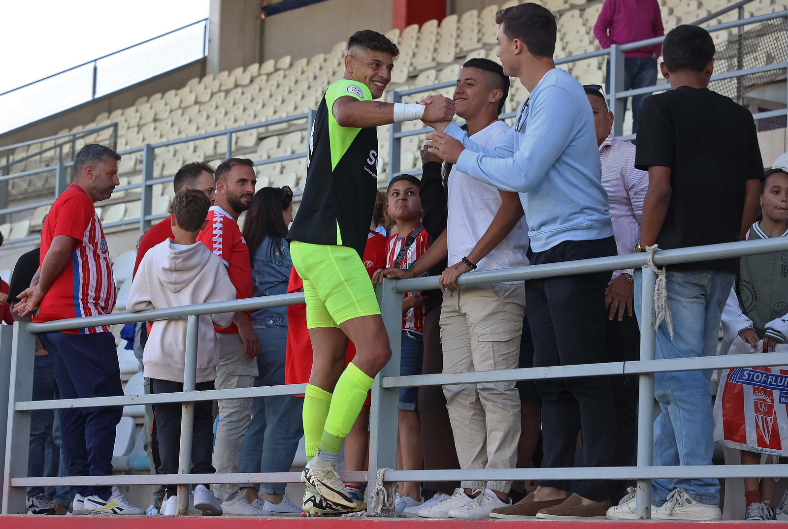 Las mejores fotos del Algeciras - Castellón de Primera RFEF