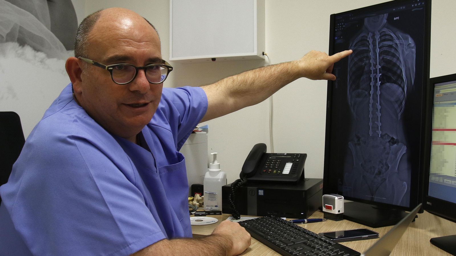 El doctor Farrington, jefe de Cirugía Ortopédica Infantil de Quirónsalud Sagrado Corazón-IHP Orthopediátrica. El doctor Farrington, jefe de Cirugía Ortopédica Infantil de Quirónsalud Sagrado Corazón-IHP Orthopediátrica.
