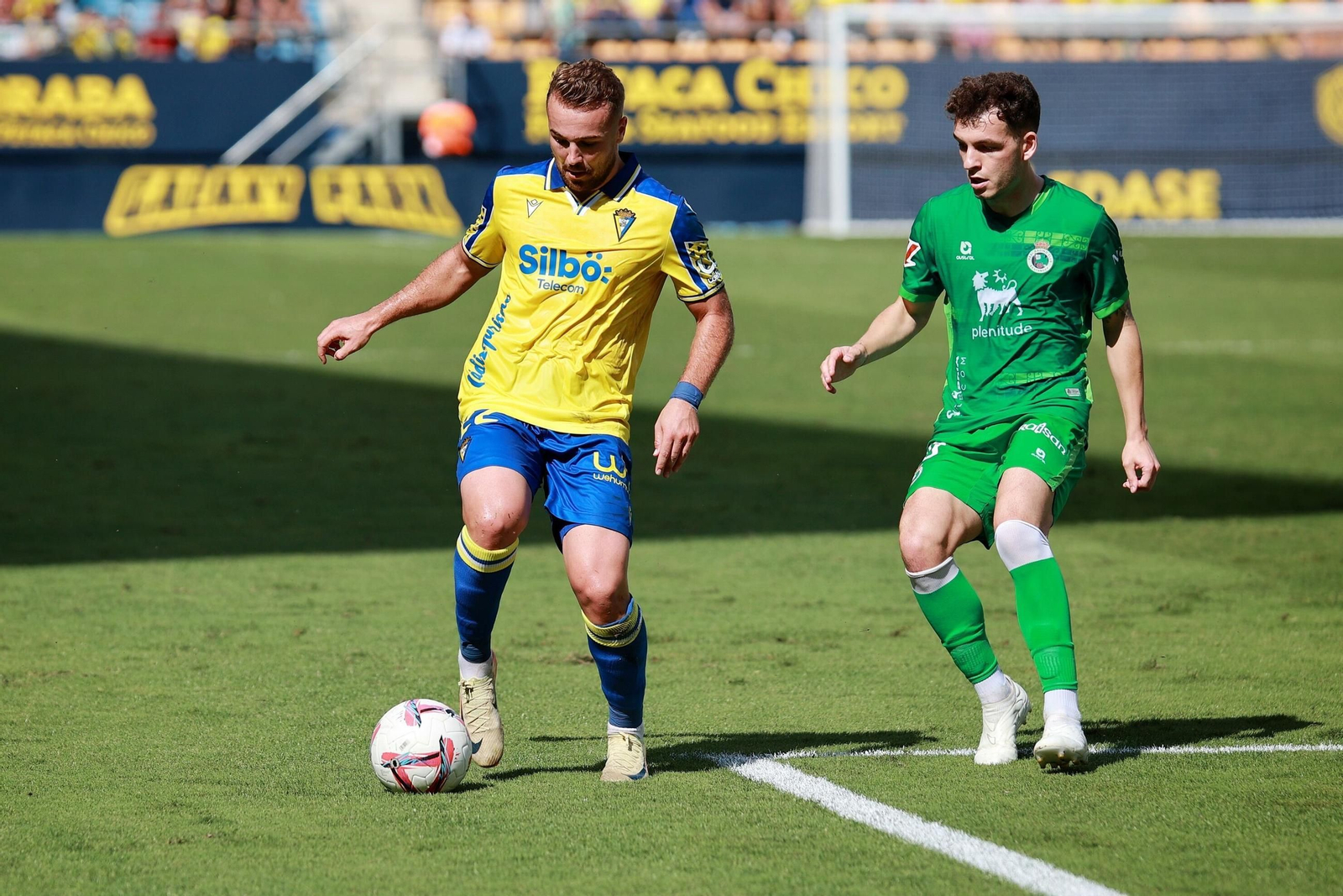 Búscate en las imágenes del Cádiz CF - Racing de Santander