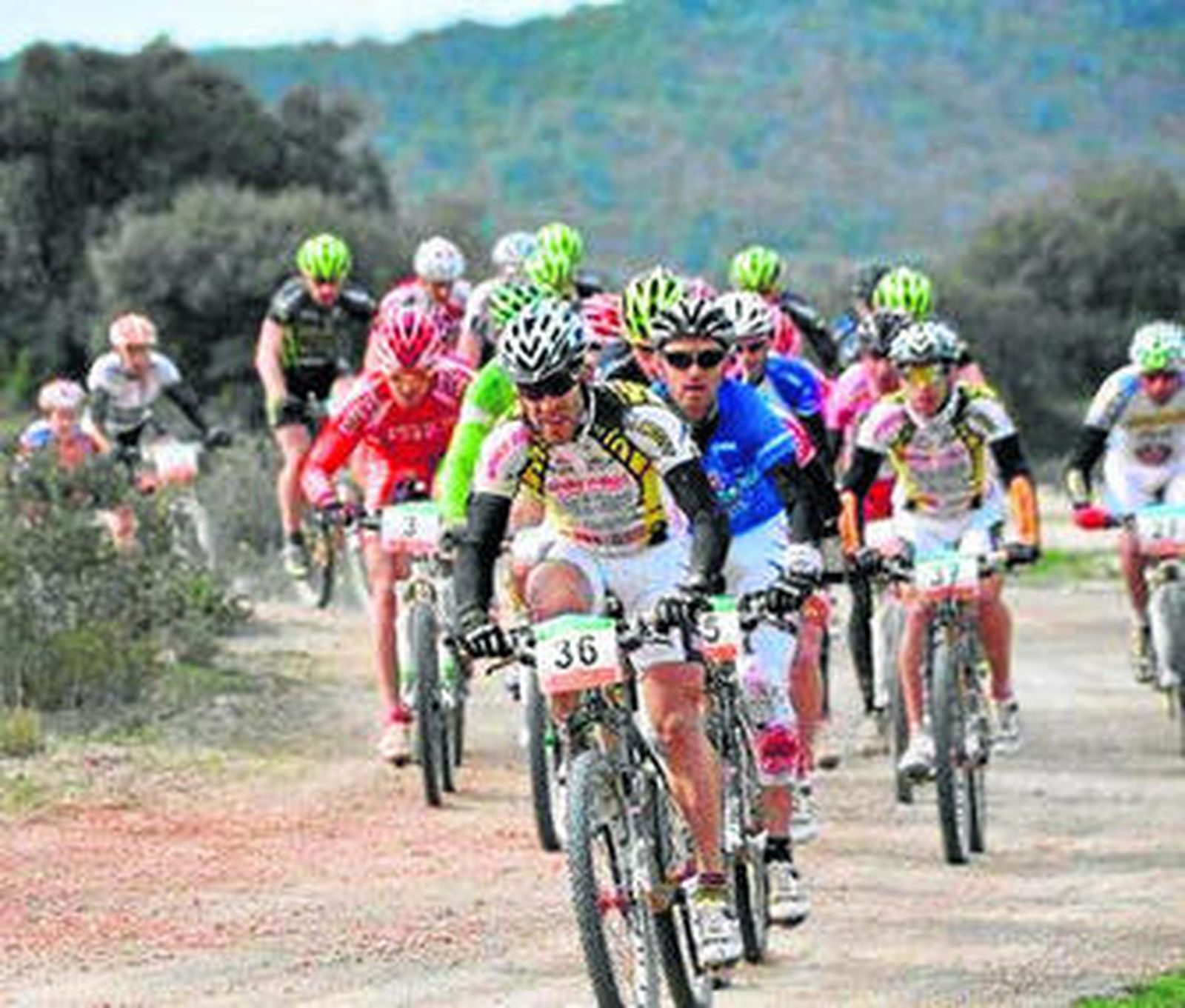 Buen papel del Sportbici-San Bartolomé en tierras catalanas.
