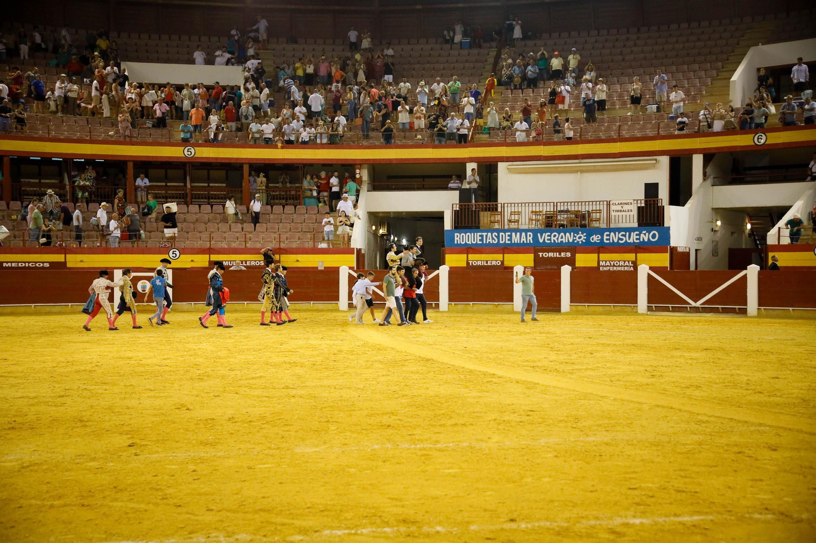 Imágenes de la corrida de toros en Roquetas de Mar