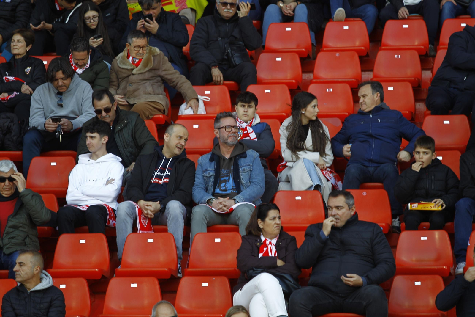 Búscate en las fotos del Almería-Real Zaragoza