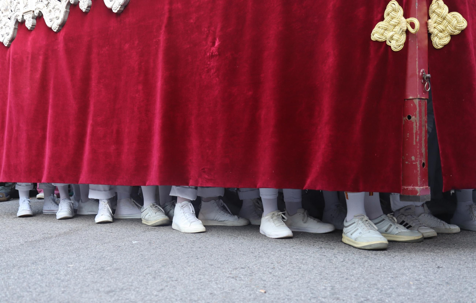 La Hermandad de La Milagrosa en la Semana Santa de Sevilla 2025