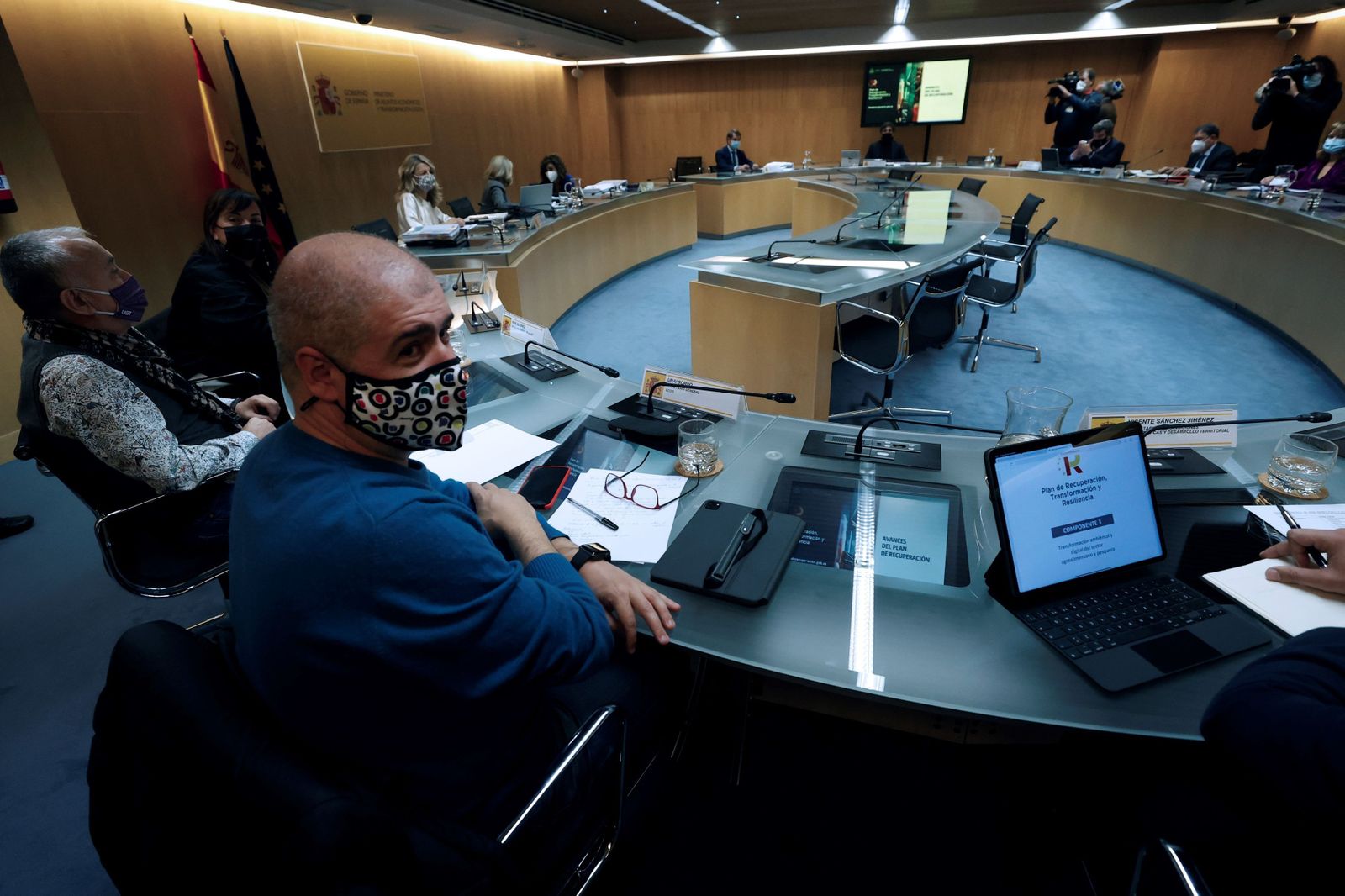 Mesa de diálogo entre el Gobierno y los agentes sociales