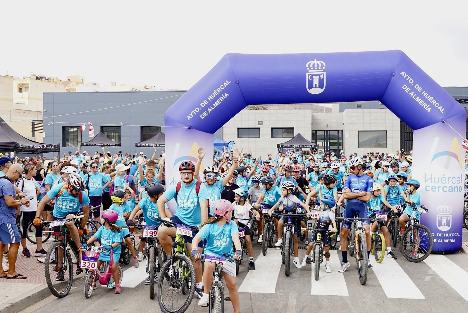 Así se ha vivido el multitudinario Día de la Bici en Huércal de Almería