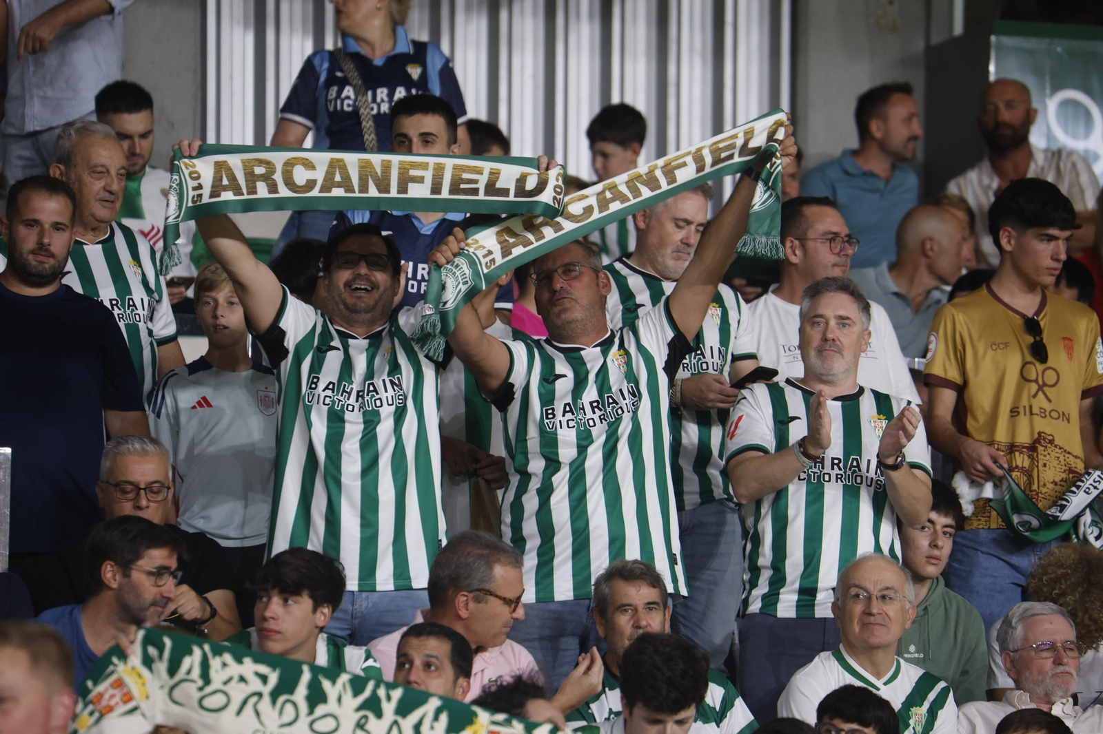 Las mejores fotos del ambiente en El Arcángel para el Córdoba CF - Cultural Leonesa