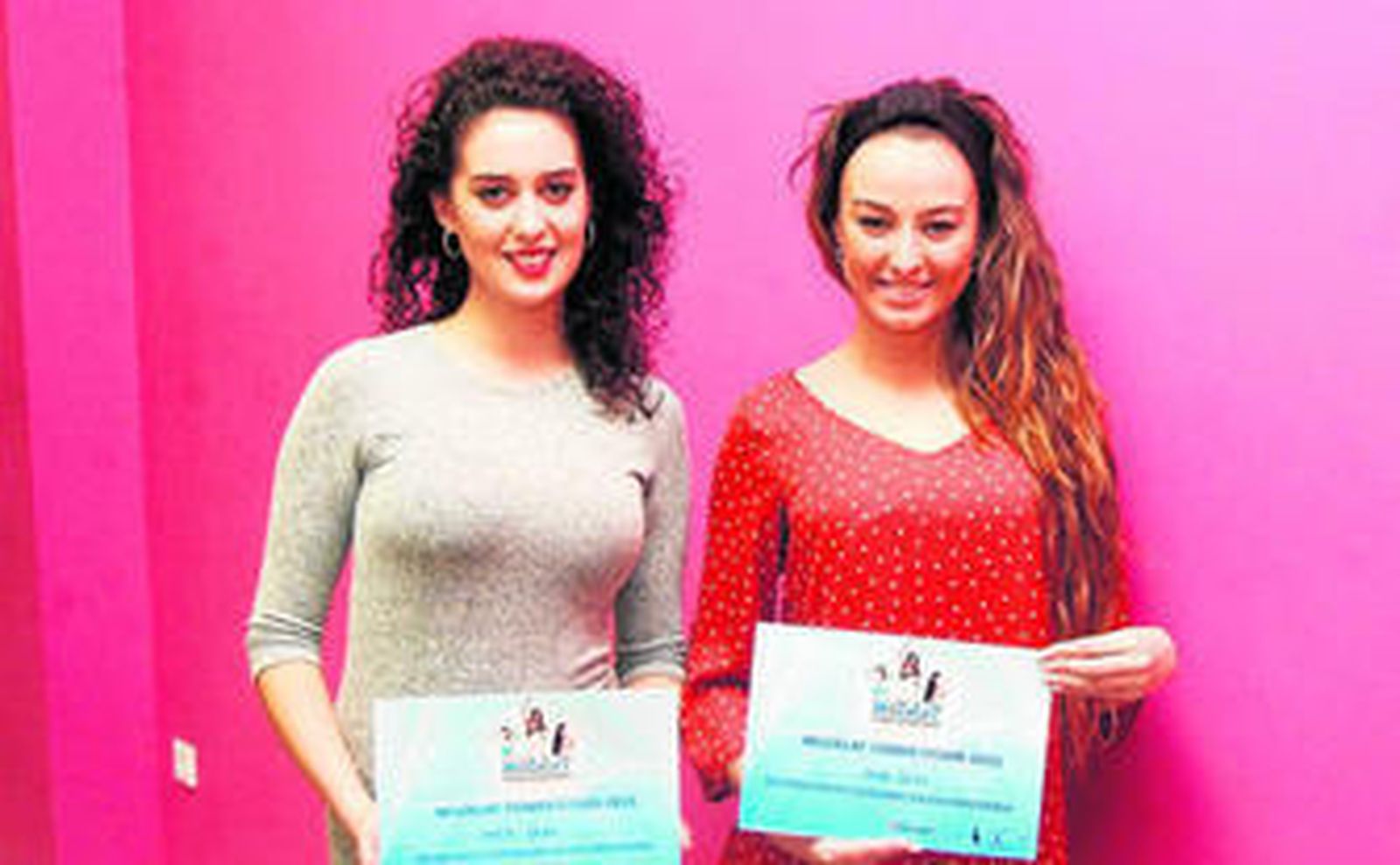 María y Ana Salas triunfan en el Festival de Danza Oriental Muzalat en Madrid