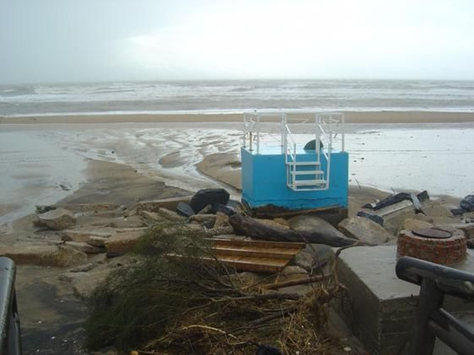 Efectos del temporal en Islantilla.