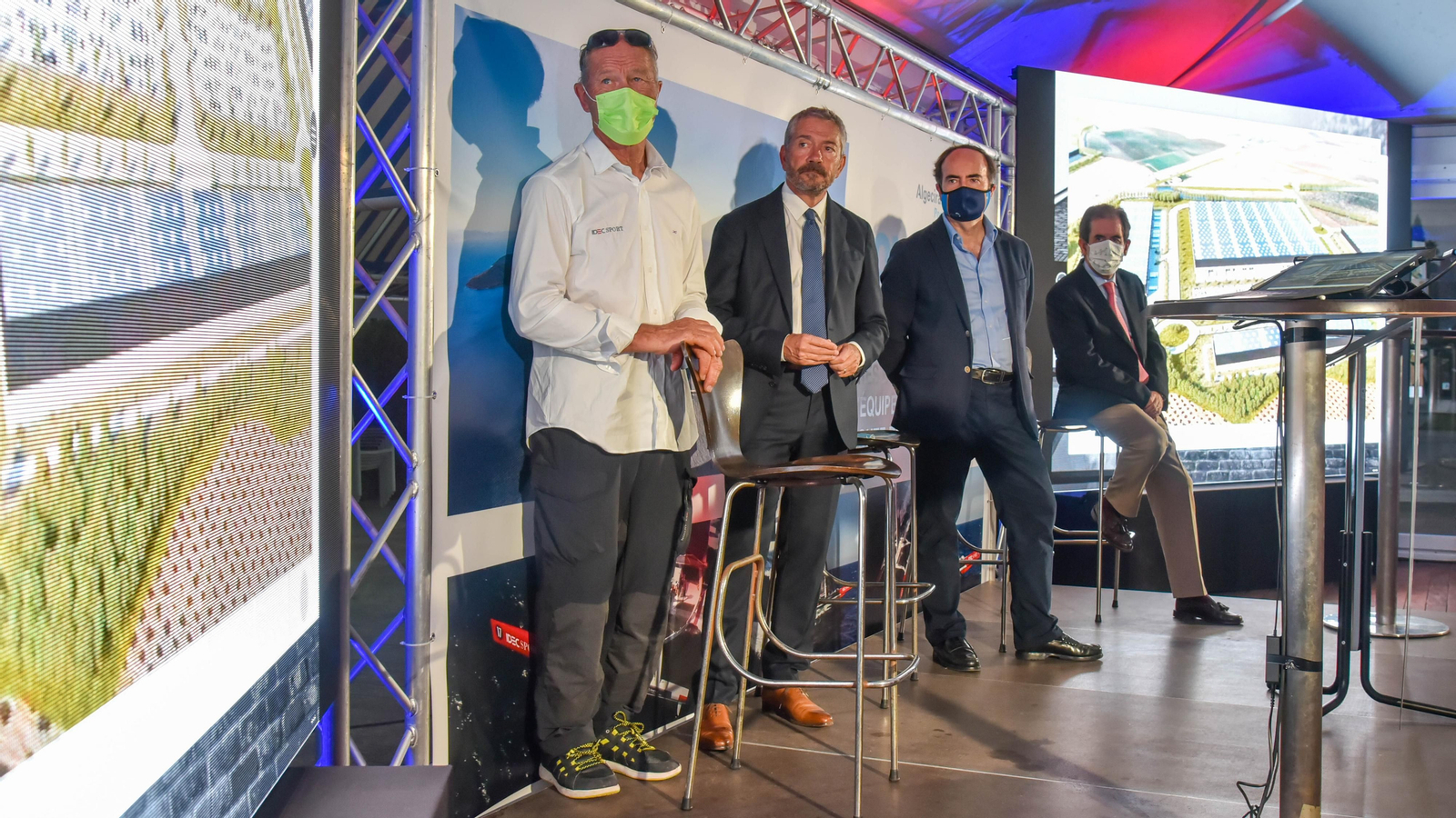 Las fotos del maxitrimaran y la presentación del puerto seco de Antequera